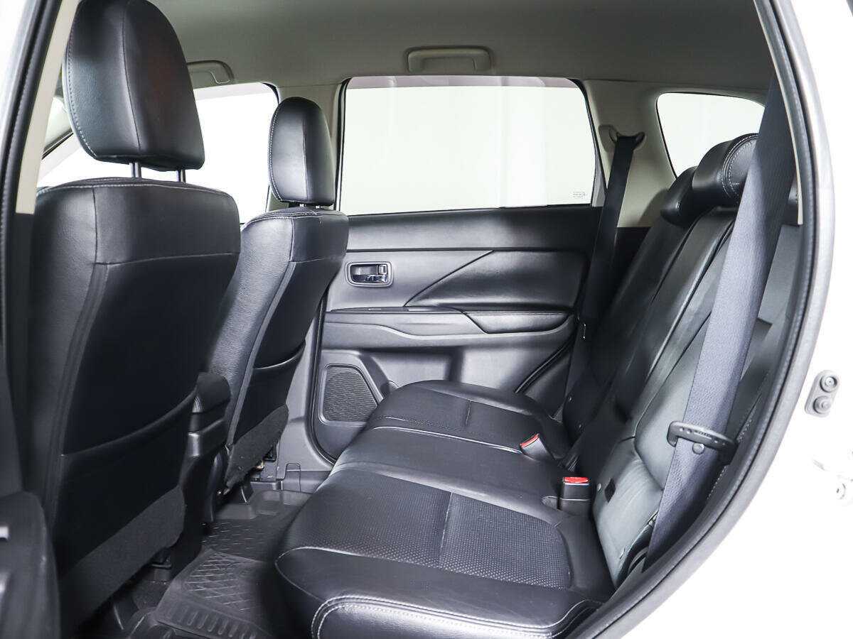 Купить Mitsubishi Outlander, 2013, 98 351 км.. Фото: #9