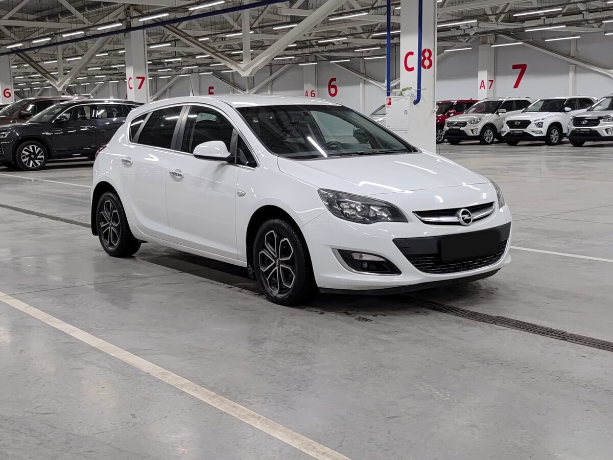 Купить Opel Astra, 2013, 180 852 км.. Фото: #2