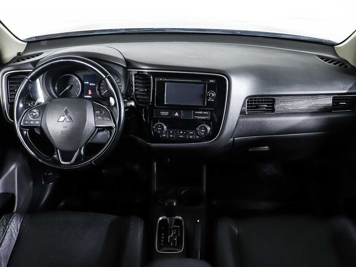 Купить Mitsubishi Outlander, 2015, 141 298 км.. Фото: #10