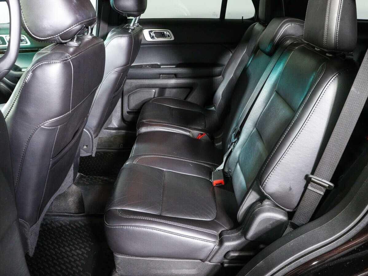 Купить Ford Explorer, 2012, 131 286 км.. Фото: #9