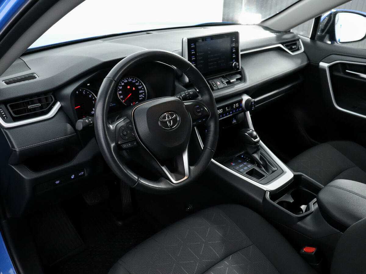 Купить Toyota RAV4, 2021, 89 382 км.. Фото: #6