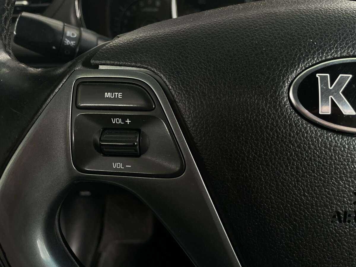 Купить Kia Rio, 2015, 158 645 км.. Фото: #10