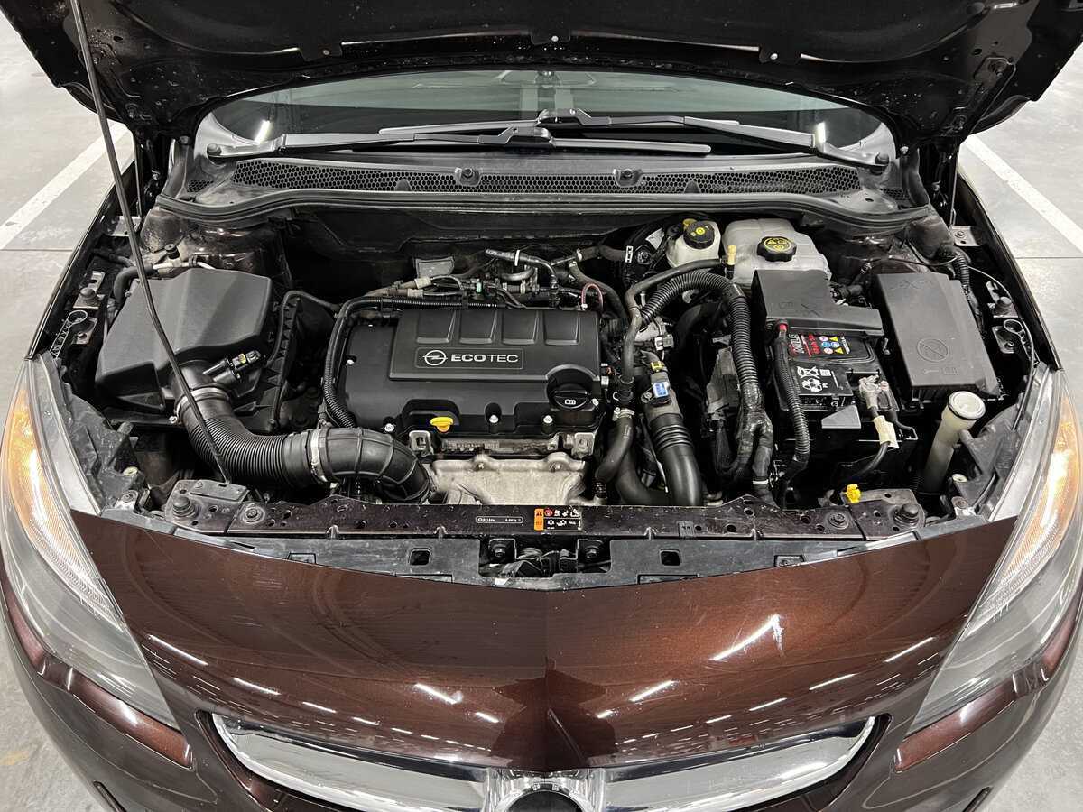 Купить Opel Astra, 2013, 137 218 км.. Фото: #8