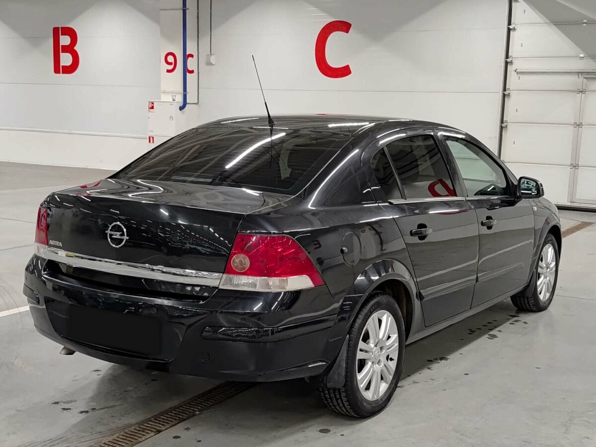 Купить Opel Astra, 2012, 176 000 км.. Фото: #4