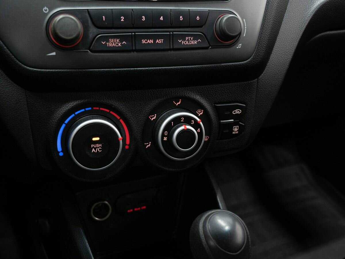 Купить Kia Rio, 2012, 182 000 км.. Фото: #16