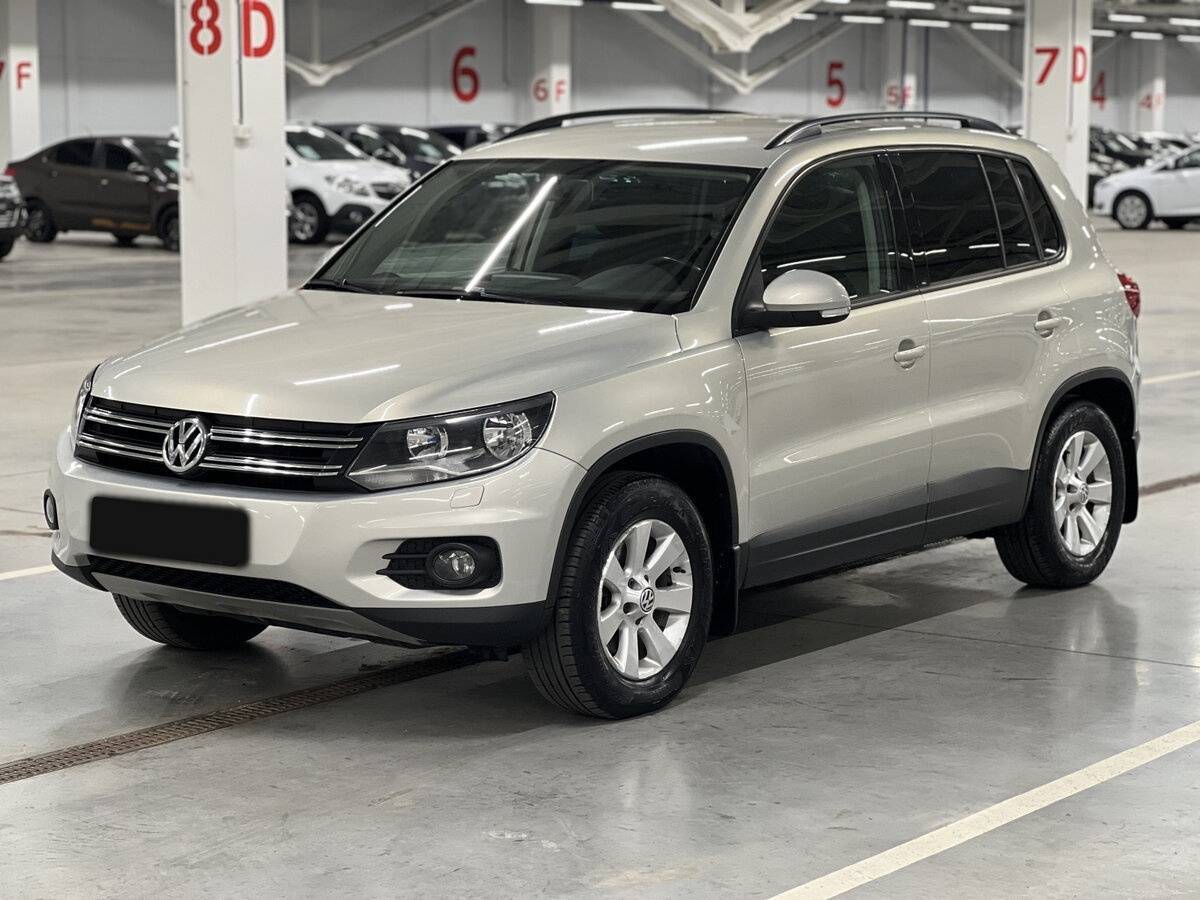 Купить Volkswagen Tiguan, 2012, 179 371 км.. Посмотреть фото