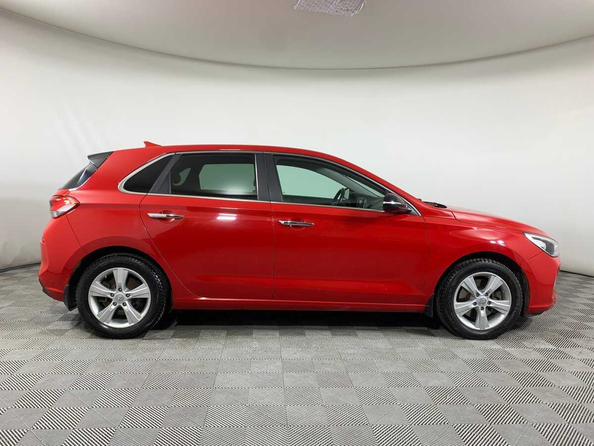 Купить Hyundai i30, 2017, 235 275 км.. Фото: #3