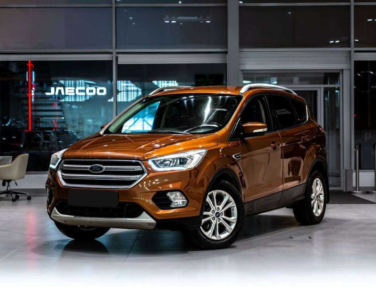 Купить Ford Kuga, 2017, 148 300 км.. Посмотреть фото