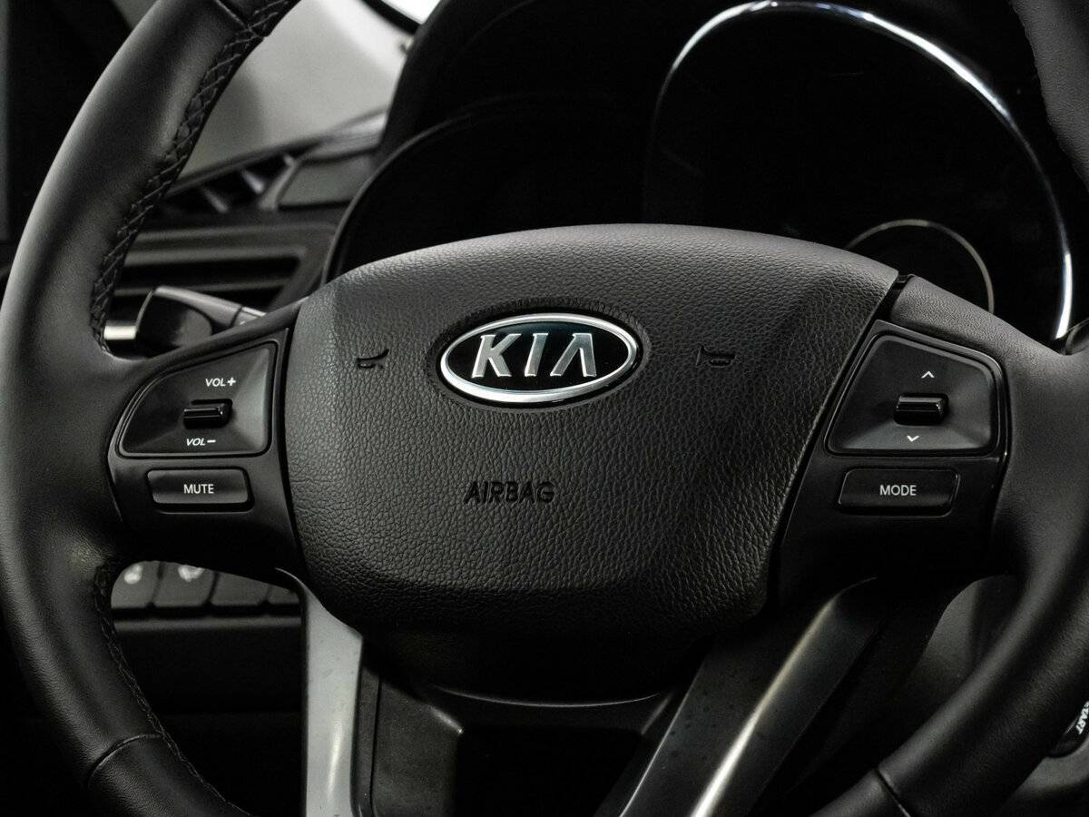 Купить Kia Rio, 2012, 237 968 км.. Фото: #9