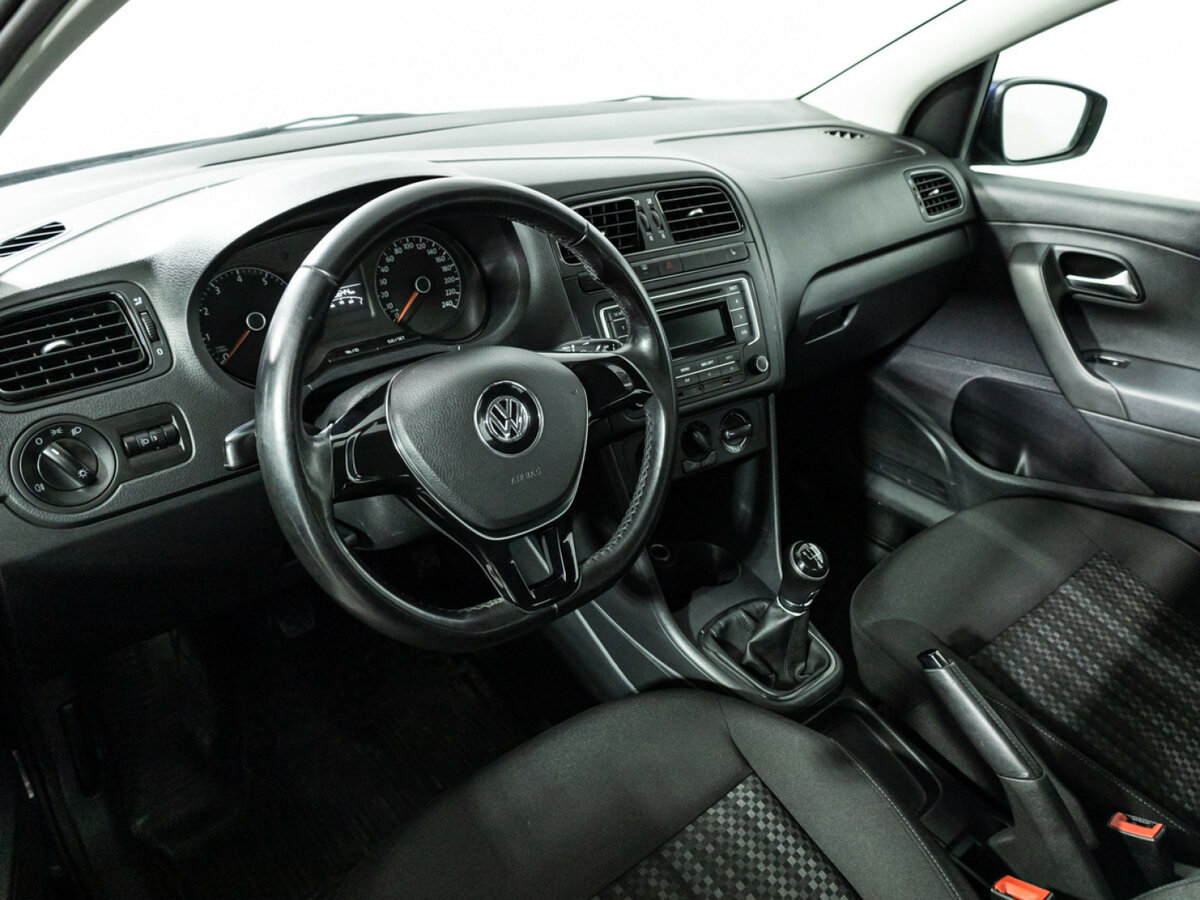 Купить Volkswagen Polo, 2015, 125 643 км.. Фото: #10
