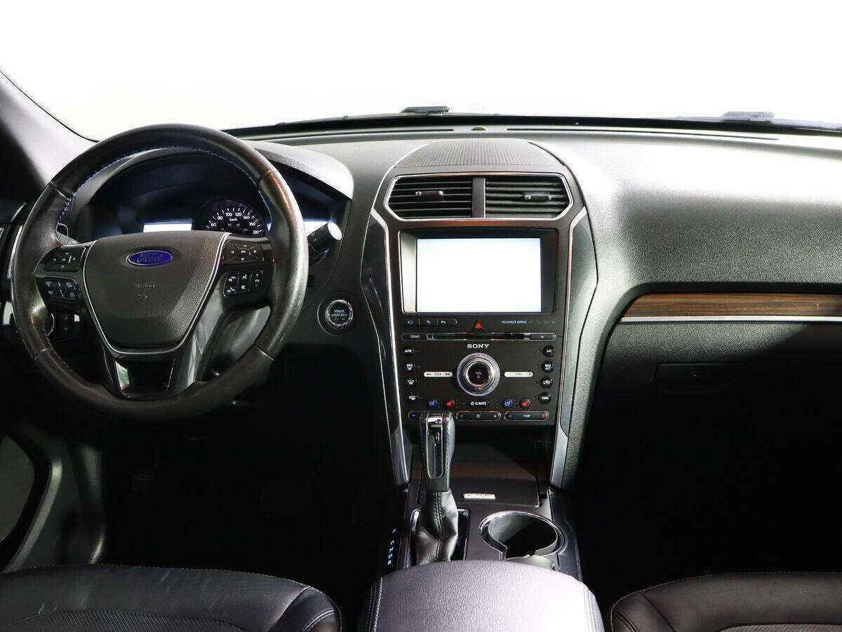Купить Ford Explorer, 2016, 128 003 км.. Фото: #10