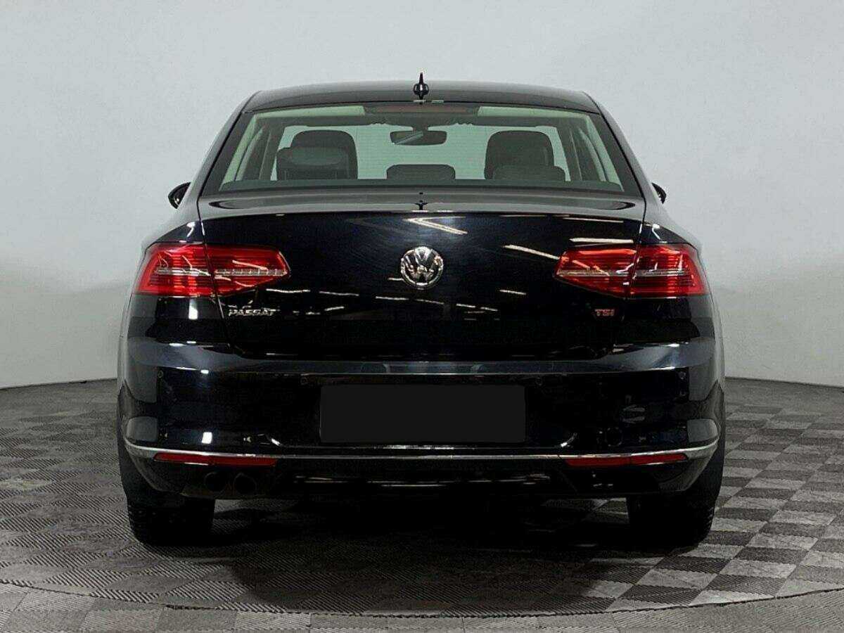Купить Volkswagen Passat, 2017, 117 369 км.. Фото: #5