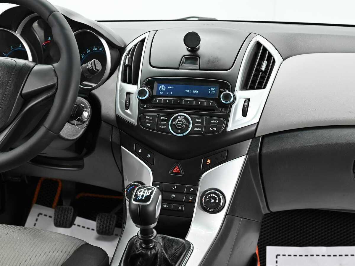 Купить Chevrolet Cruze, 2013, 167 000 км.. Фото: #7