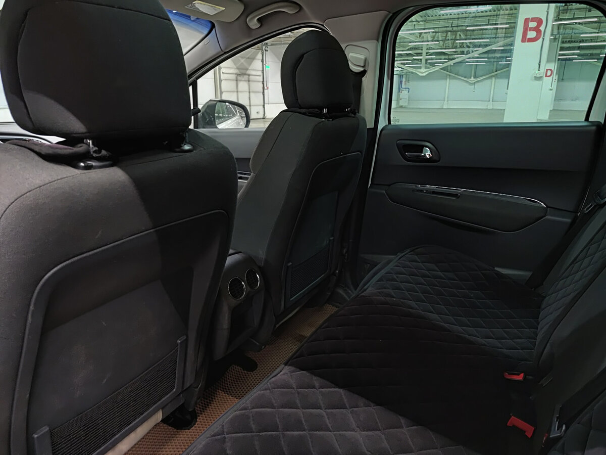 Купить Peugeot 3008, 2012, 156 000 км.. Фото: #11