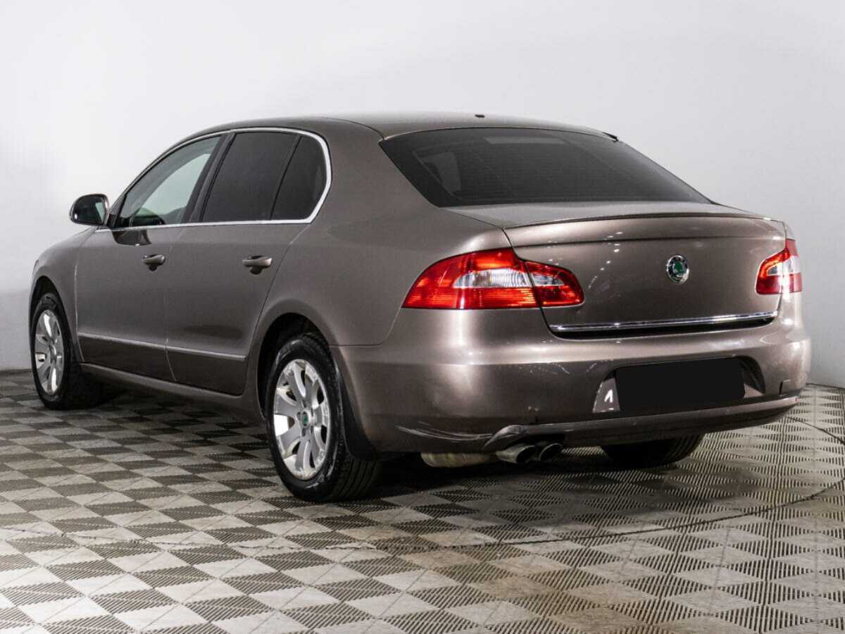 Купить Skoda Superb, 2012, 214 128 км.. Фото: #6