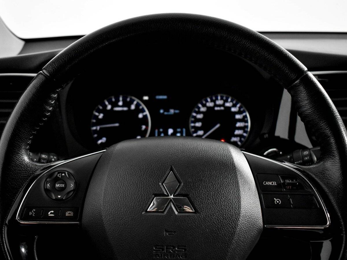 Купить Mitsubishi Outlander, 2018, 69 473 км.. Фото: #17