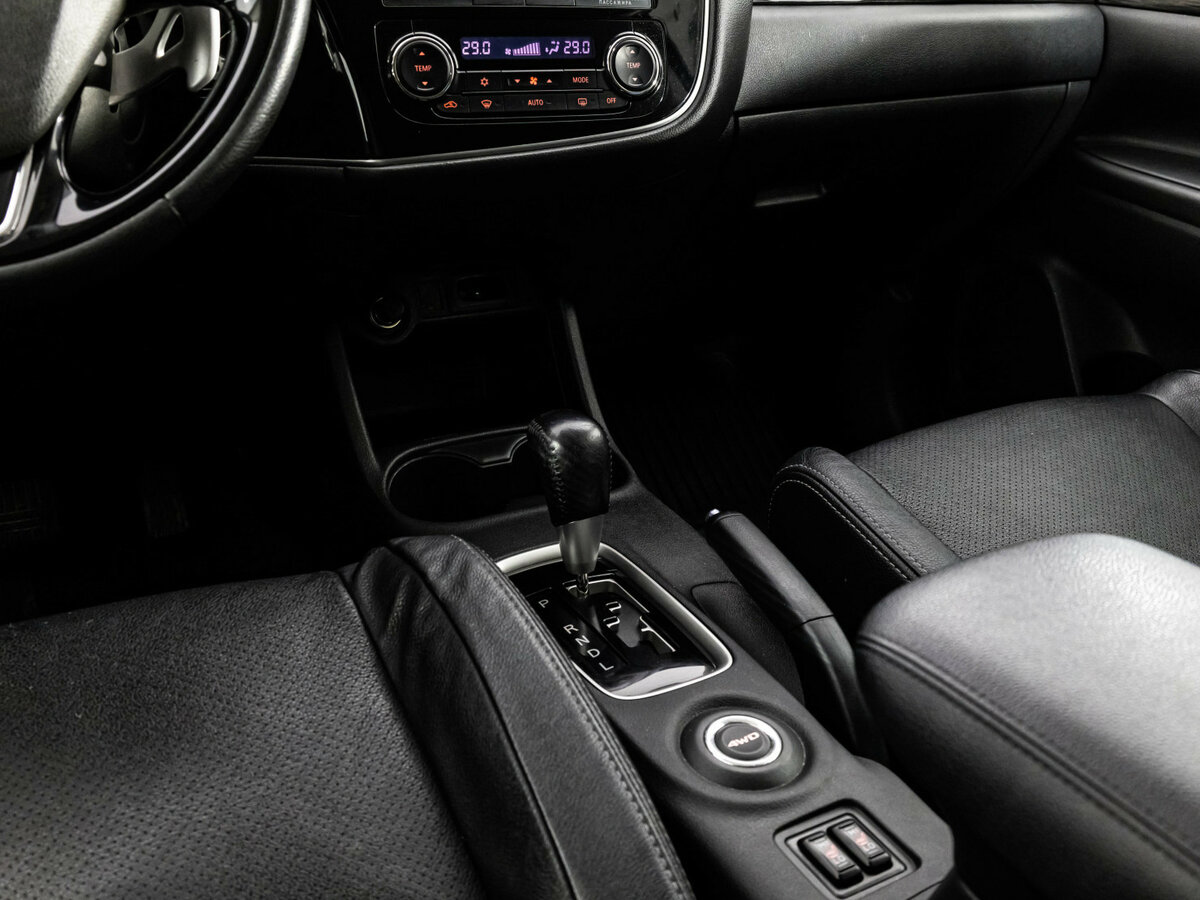 Купить Mitsubishi Outlander, 2015, 245 490 км.. Фото: #9