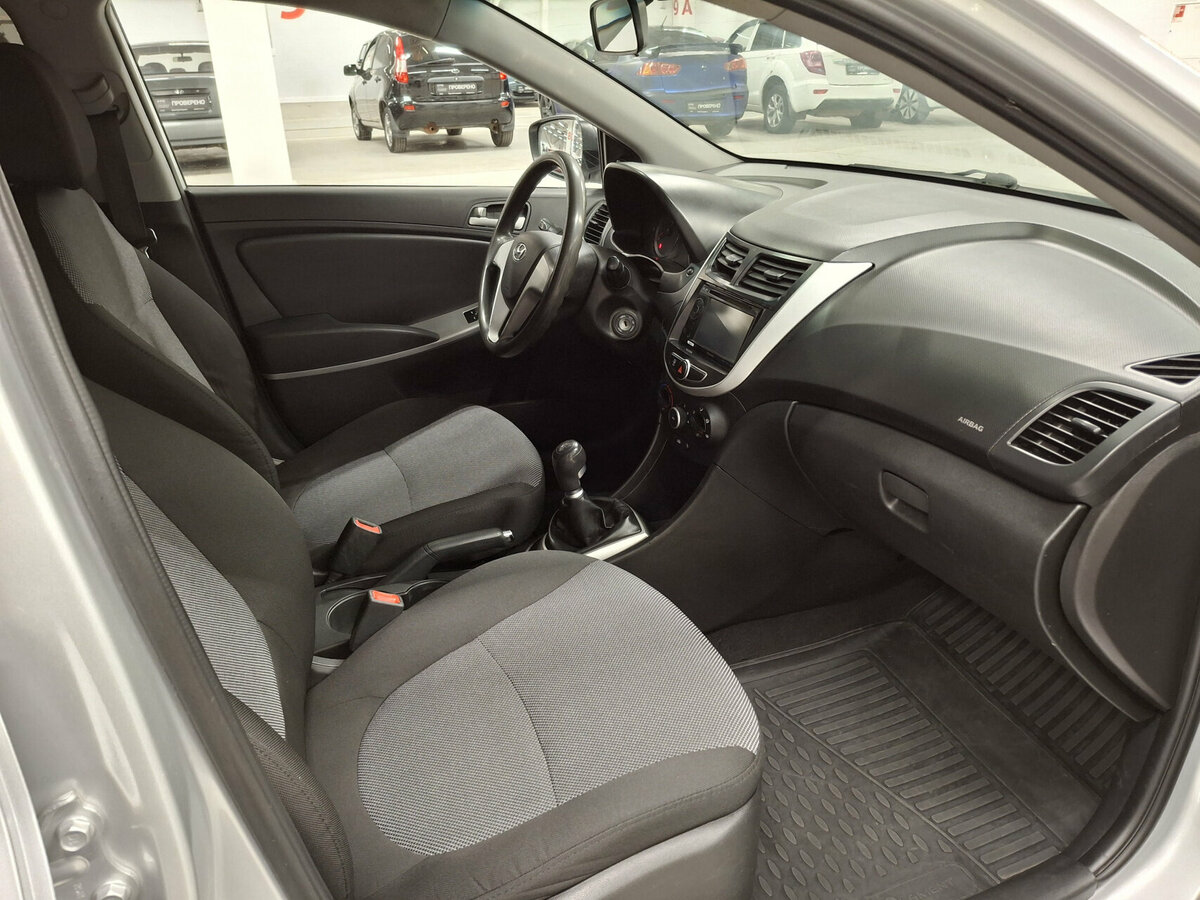 Купить Hyundai Solaris, 2014, 291 865 км.. Фото: #10