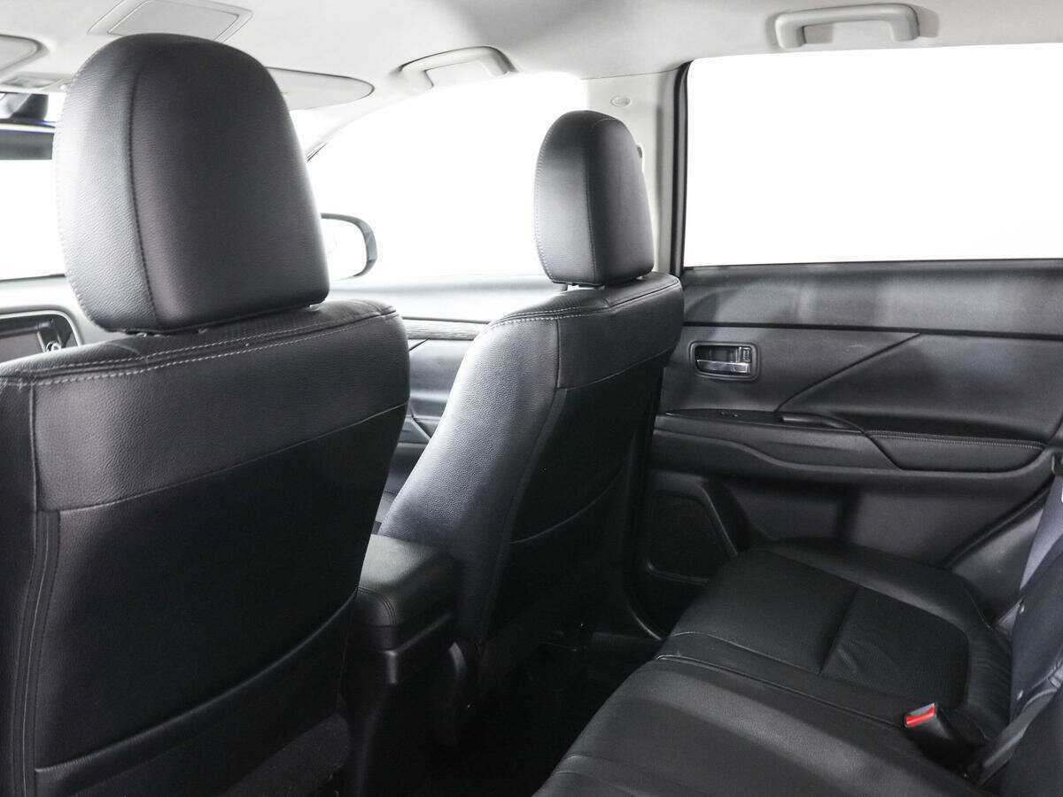 Купить Mitsubishi Outlander, 2015, 144 963 км.. Фото: #11