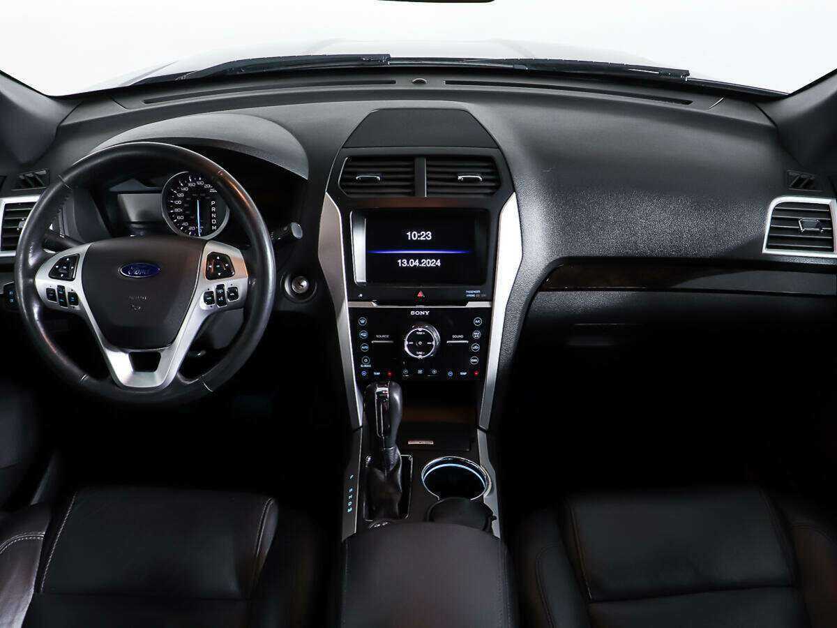Купить Ford Explorer, 2014, 174 839 км.. Фото: #10