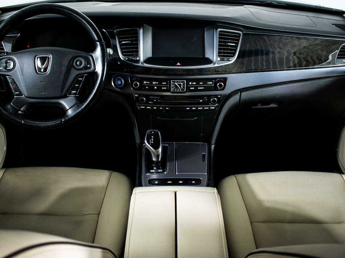 Купить Hyundai Equus, 2013, 81 292 км.. Фото: #10