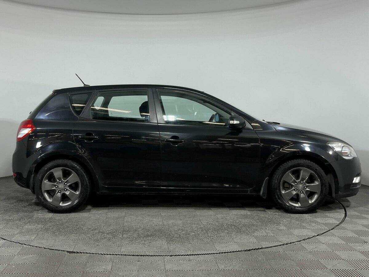 Купить Kia Ceed, 2012, 228 400 км.. Фото: #3