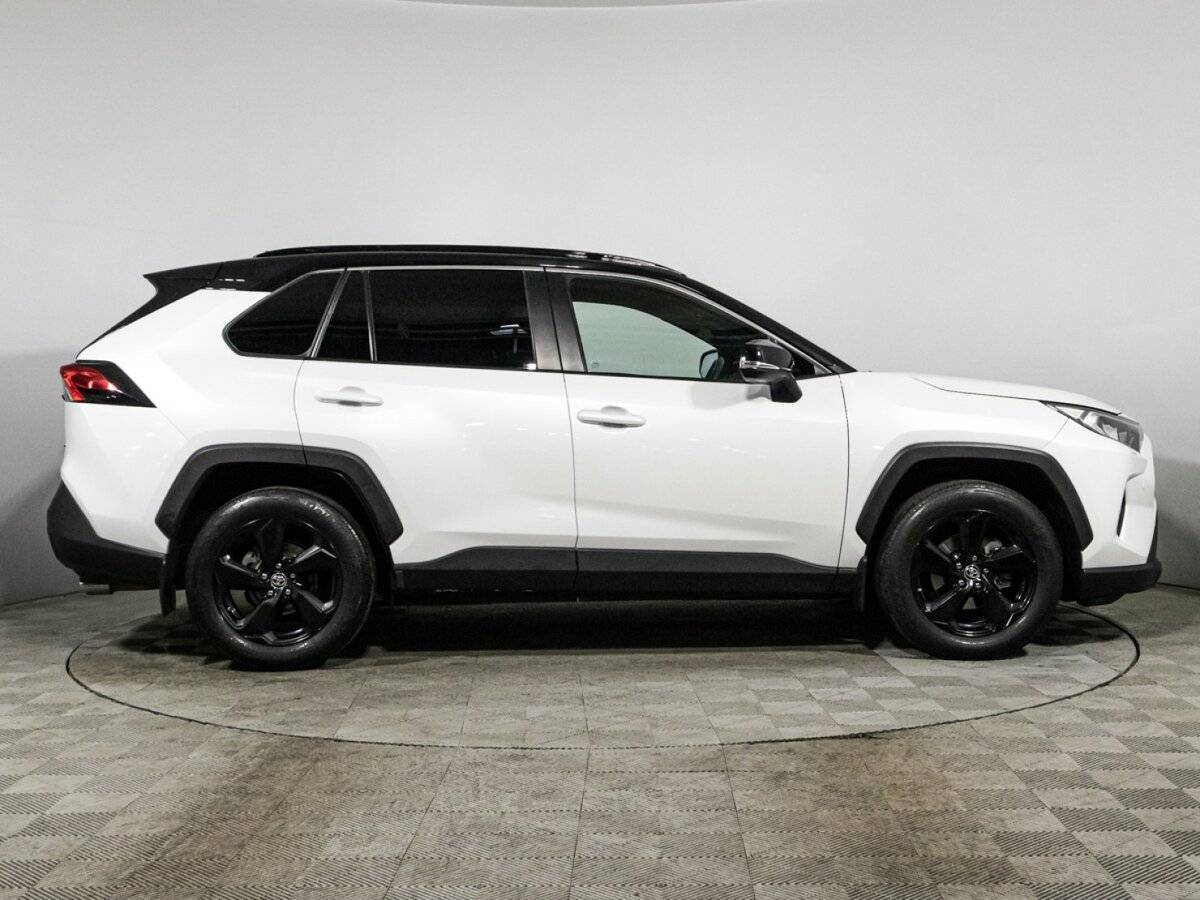 Купить Toyota RAV4, 2020, 63 000 км.. Фото: #3