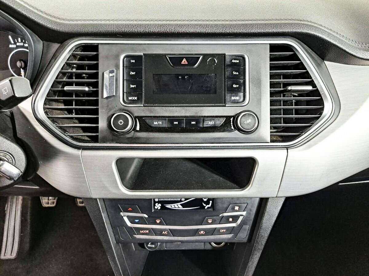 Купить Lifan X70, 2018, 106 636 км.. Фото: #10