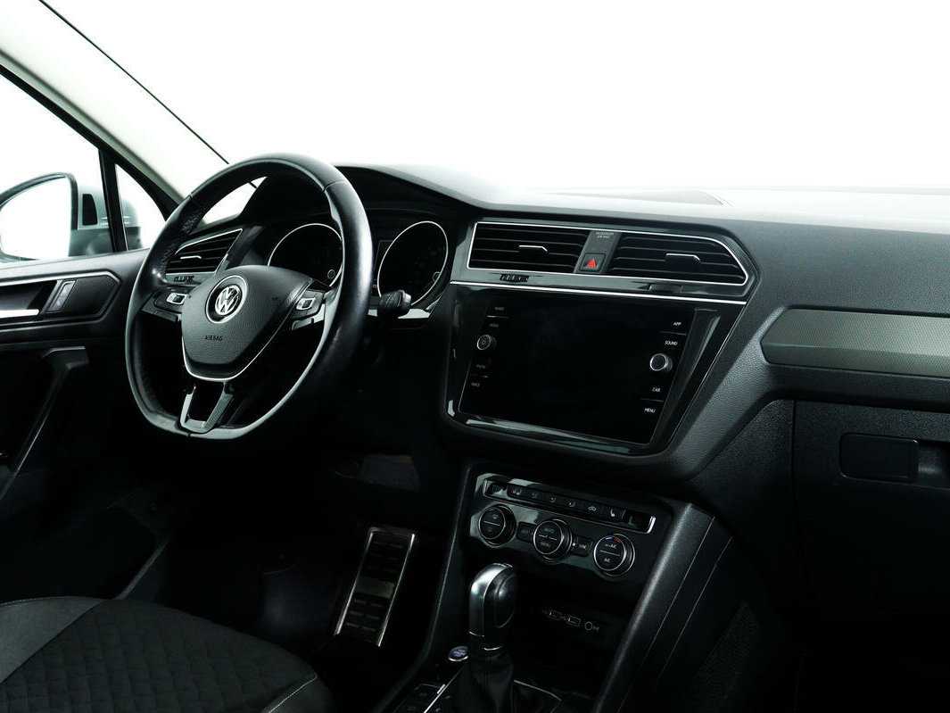 Купить Volkswagen Tiguan, 2018, 177 233 км.. Фото: #8