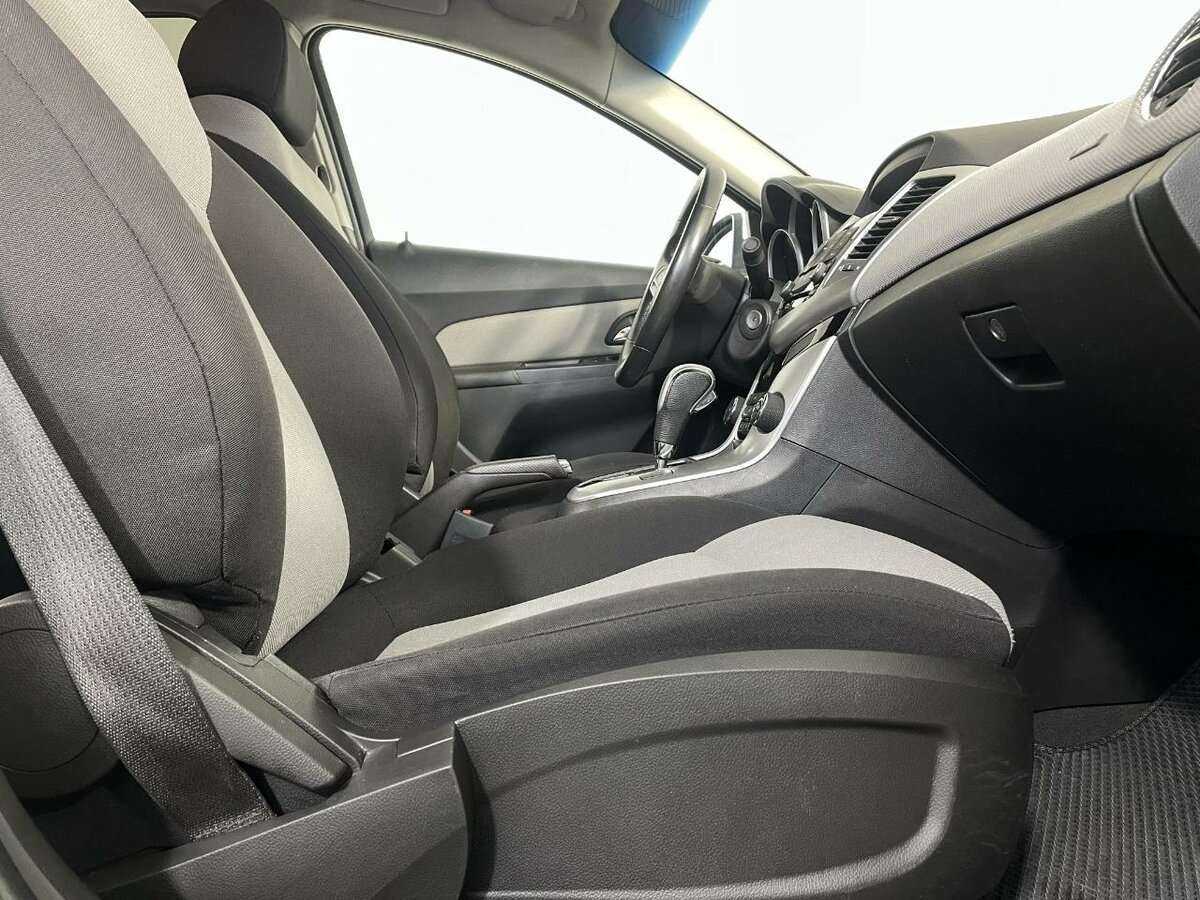 Купить Chevrolet Cruze, 2012, 143 900 км.. Фото: #12