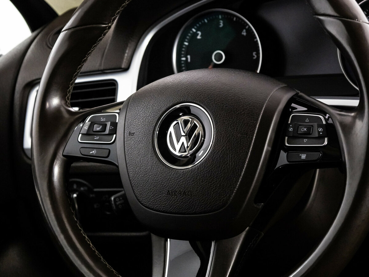 Купить Volkswagen Touareg, 2012, 294 737 км.. Фото: #8