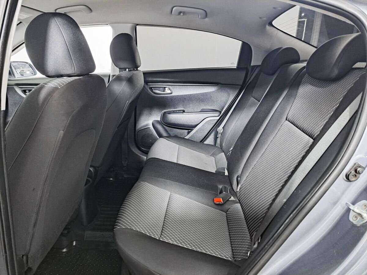 Купить Kia Rio, 2018, 71 290 км.. Фото: #7