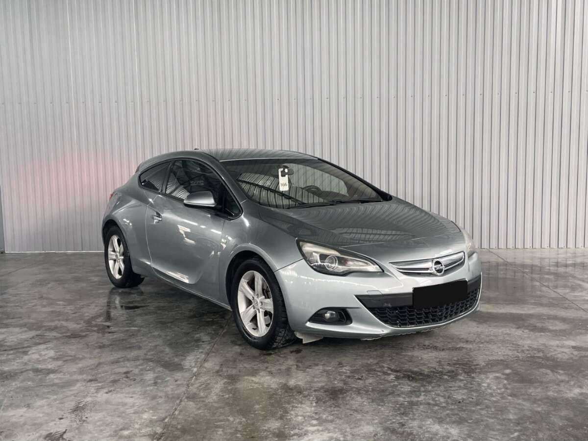 Купить Opel Astra, 2012, 186 521 км.. Фото: #2