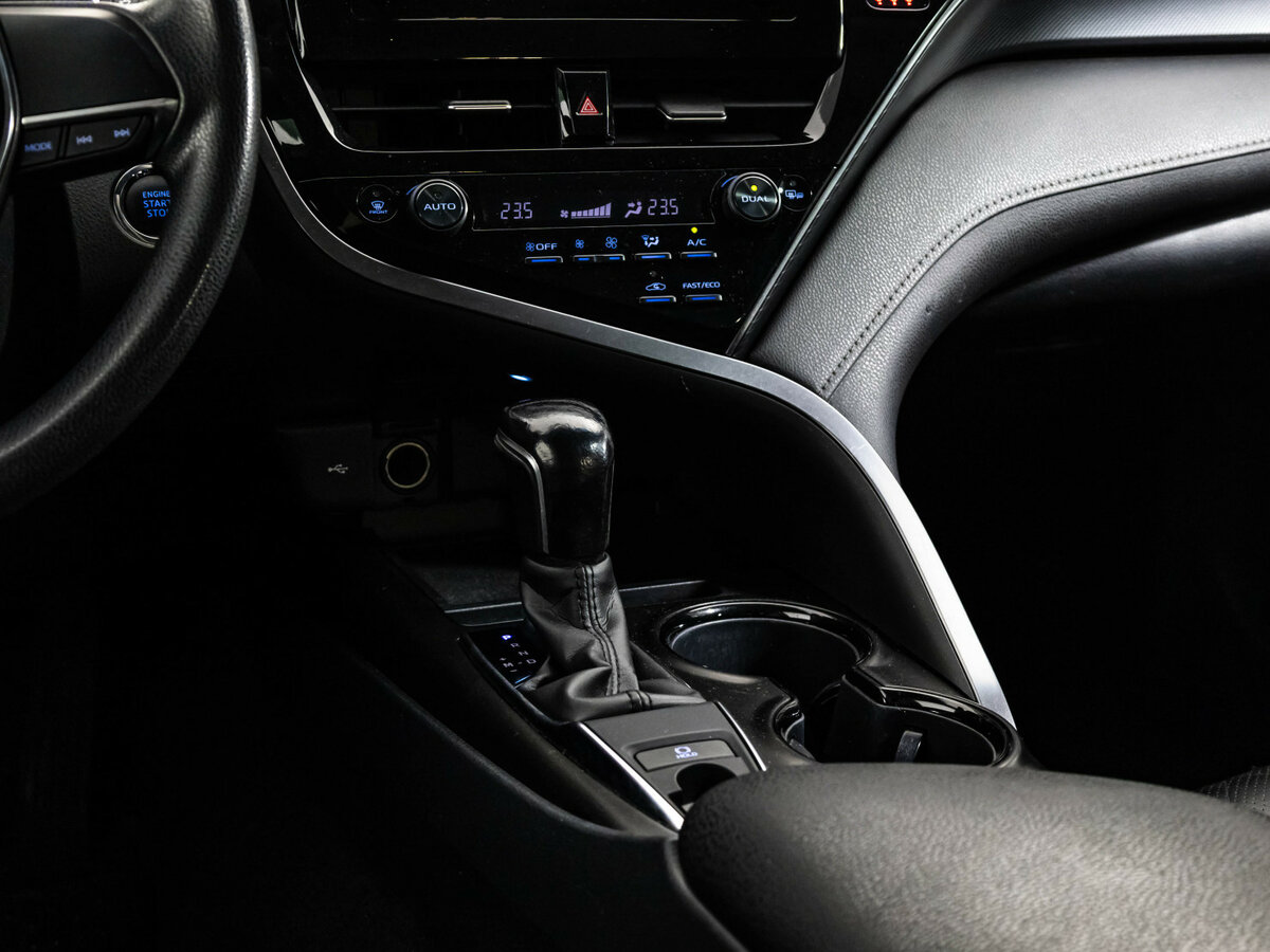 Купить Toyota Camry, 2021, 119 139 км.. Фото: #9