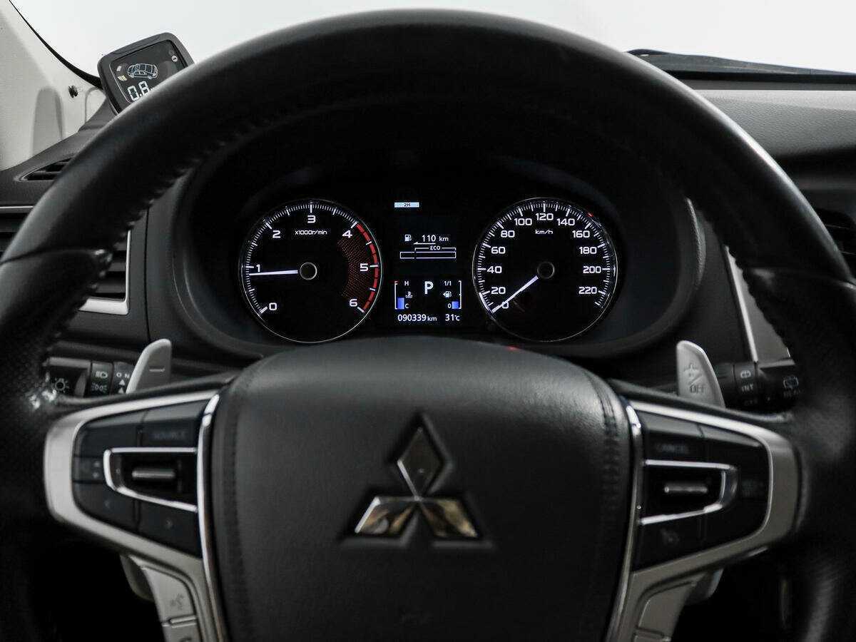 Купить Mitsubishi Pajero Sport, 2017, 90 338 км.. Фото: #17