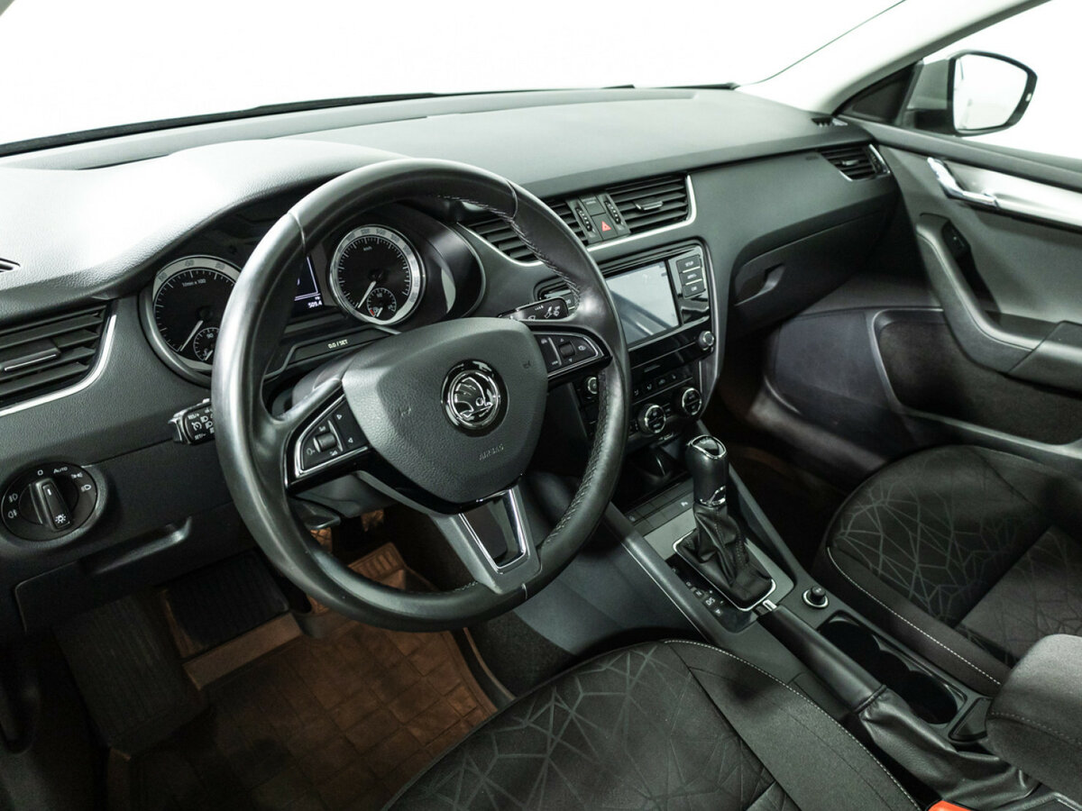 Купить Skoda Octavia, 2019, 85 075 км.. Фото: #10