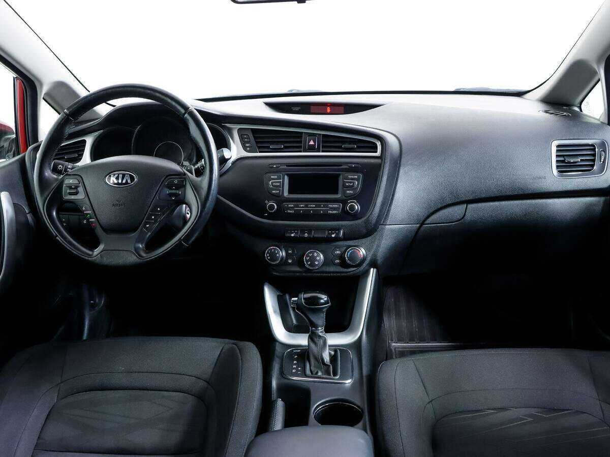 Купить Kia Ceed, 2018, 143 923 км.. Фото: #9