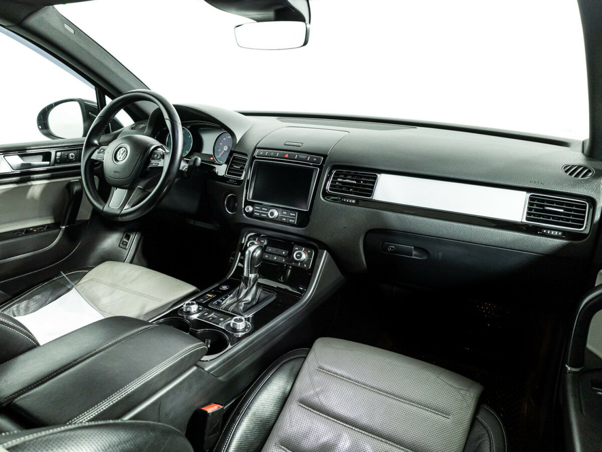 Купить Volkswagen Touareg, 2017, 183 000 км.. Фото: #6