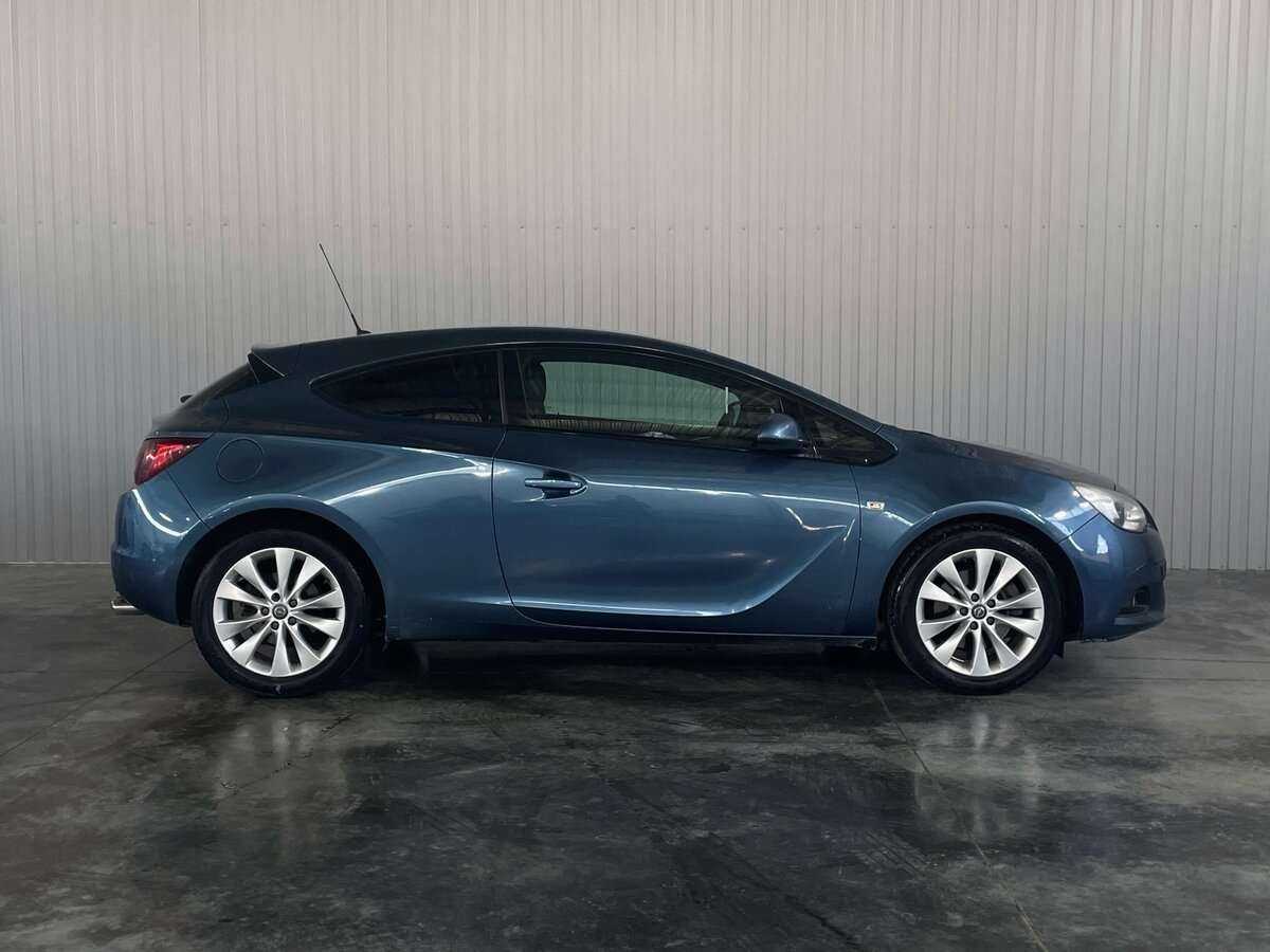 Купить Opel Astra, 2014, 148 770 км.. Фото: #3