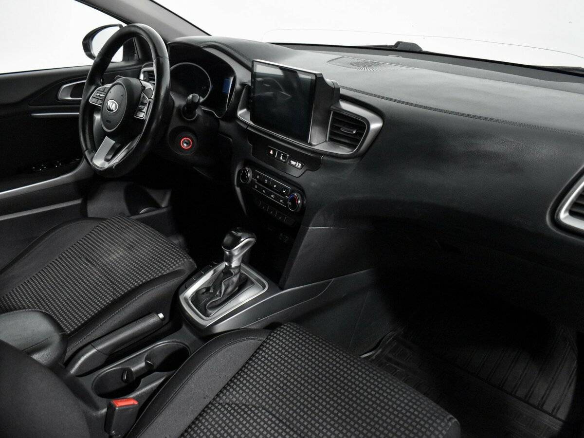 Купить Kia Ceed, 2019, 338 119 км.. Фото: #12