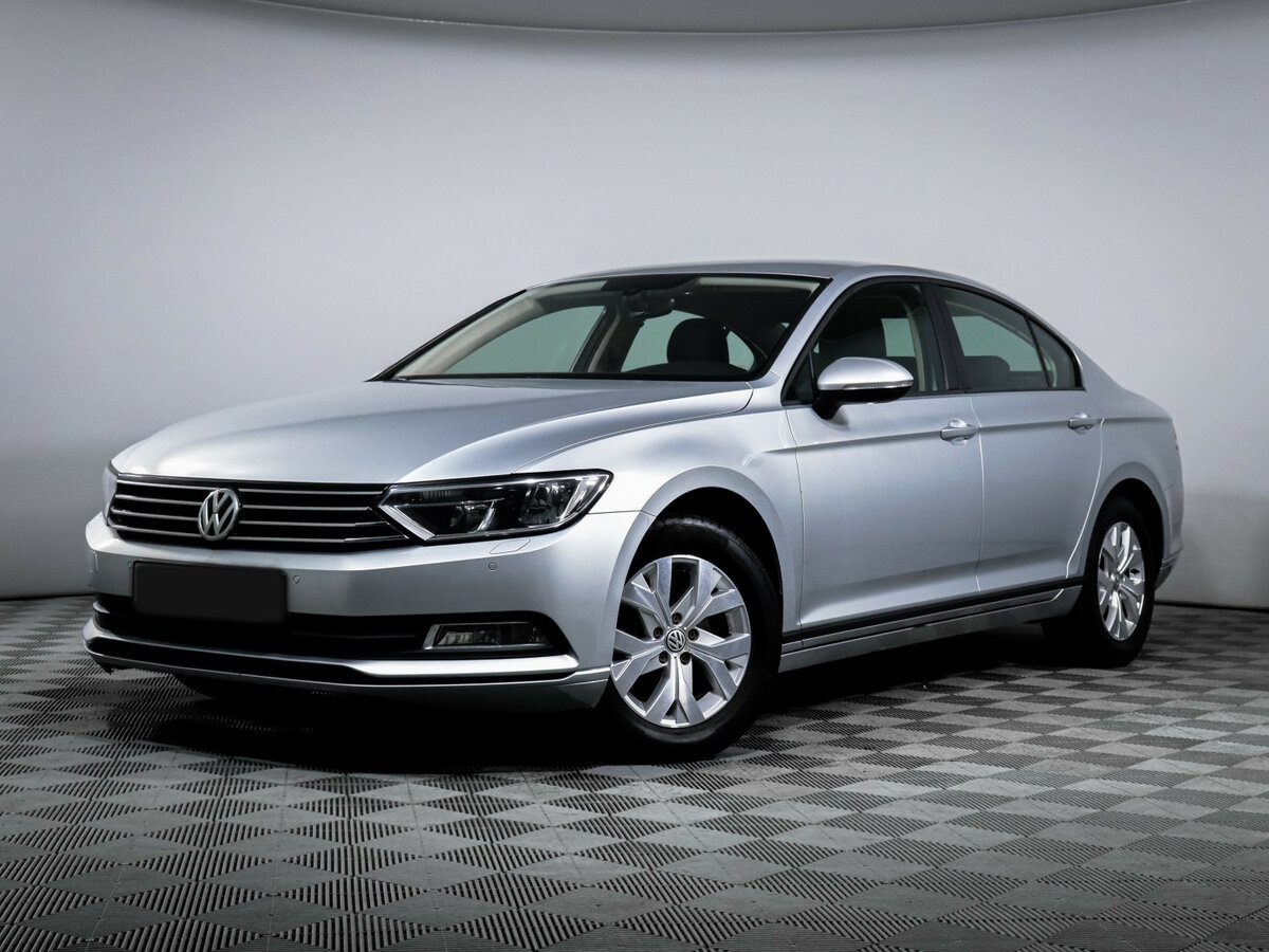 Купить Volkswagen Passat, 2017, 80 920 км.. Посмотреть фото