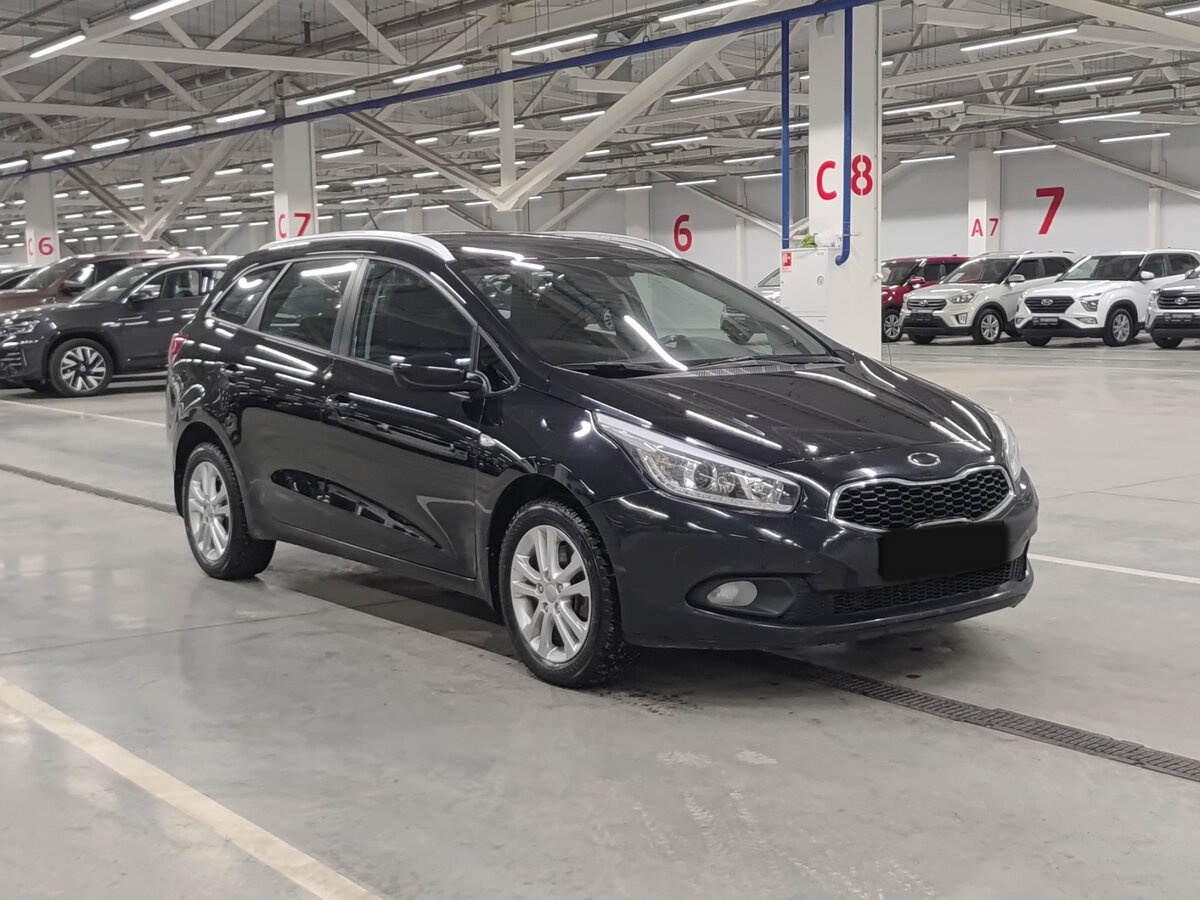Купить Kia Ceed, 2013, 152 874 км.. Фото: #2