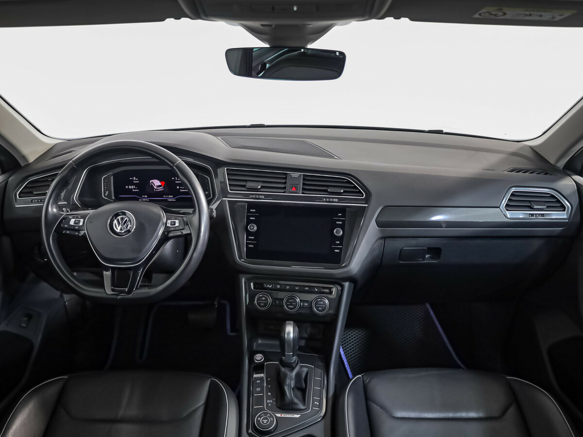 Купить Volkswagen Tiguan, 2019, 132 652 км.. Фото: #5