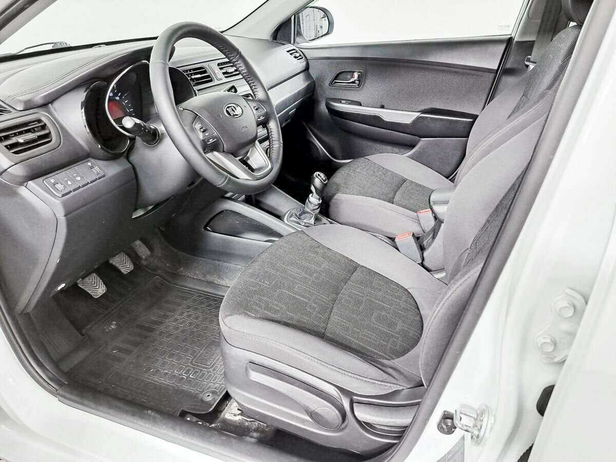 Купить Kia Rio, 2013, 81 722 км.. Фото: #13
