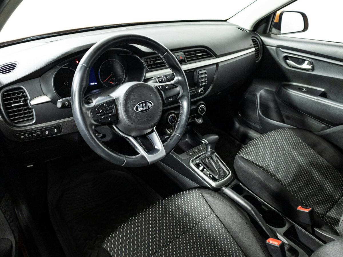 Купить Kia Rio, 2017, 27 313 км.. Фото: #10
