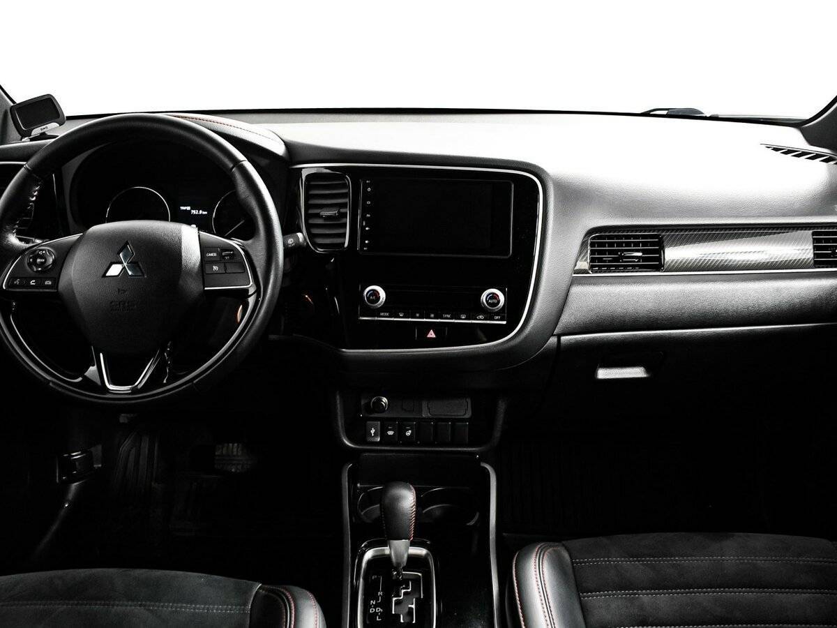 Купить Mitsubishi Outlander, 2020, 100 600 км.. Фото: #9