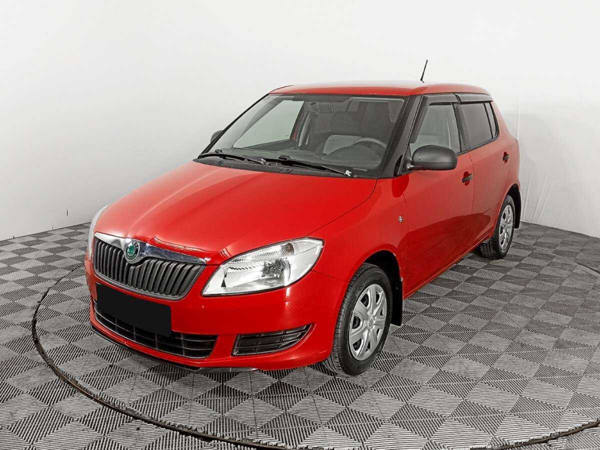 Купить Skoda Fabia, 2012, 107 836 км.. Посмотреть фото