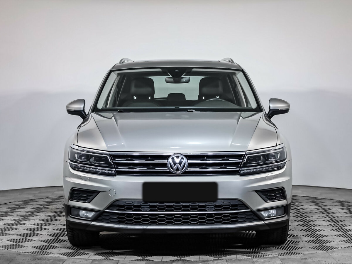 Купить Volkswagen Tiguan, 2019, 132 652 км.. Фото: #1