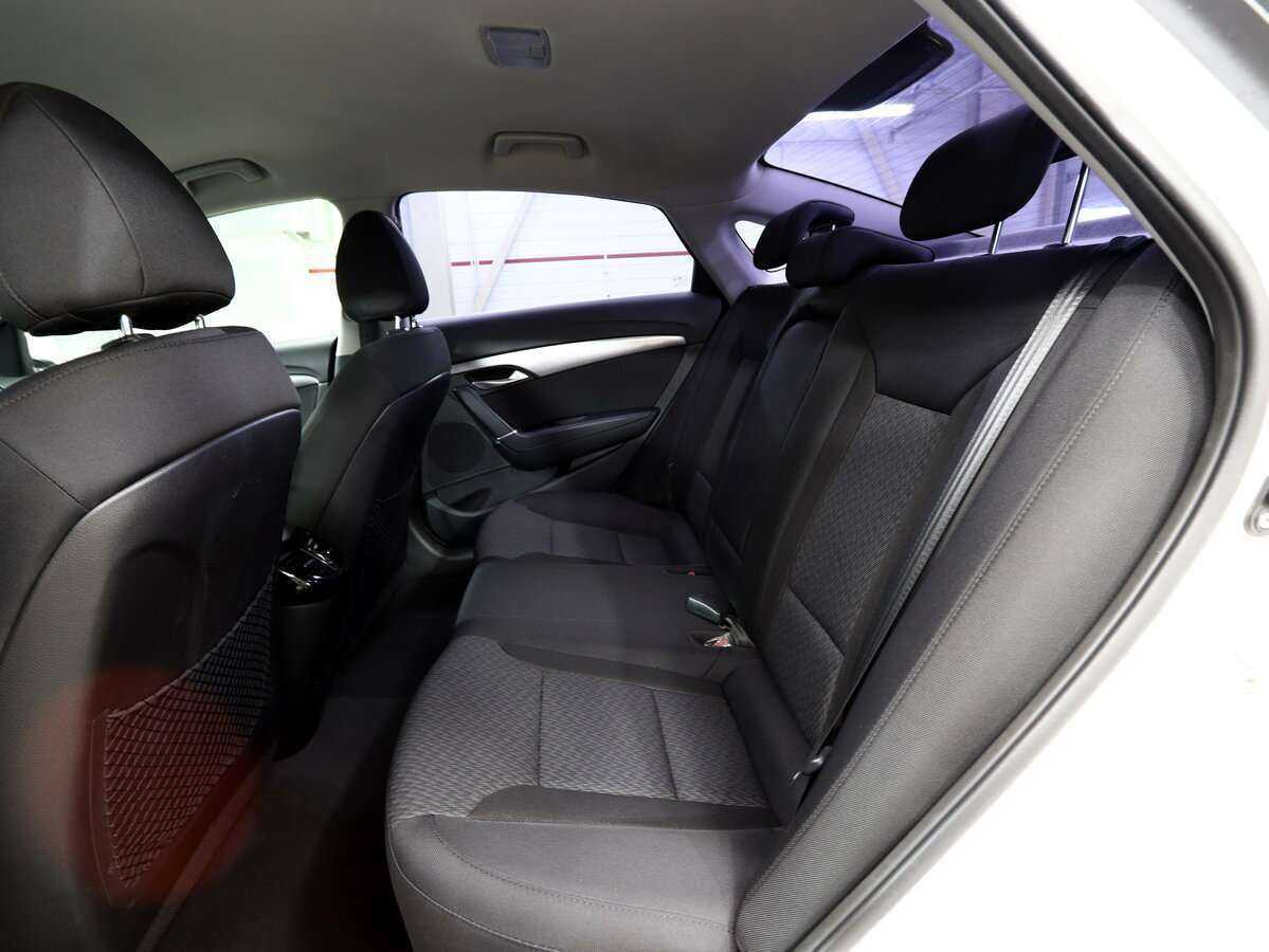 Купить Hyundai i40, 2014, 111 000 км.. Фото: #9