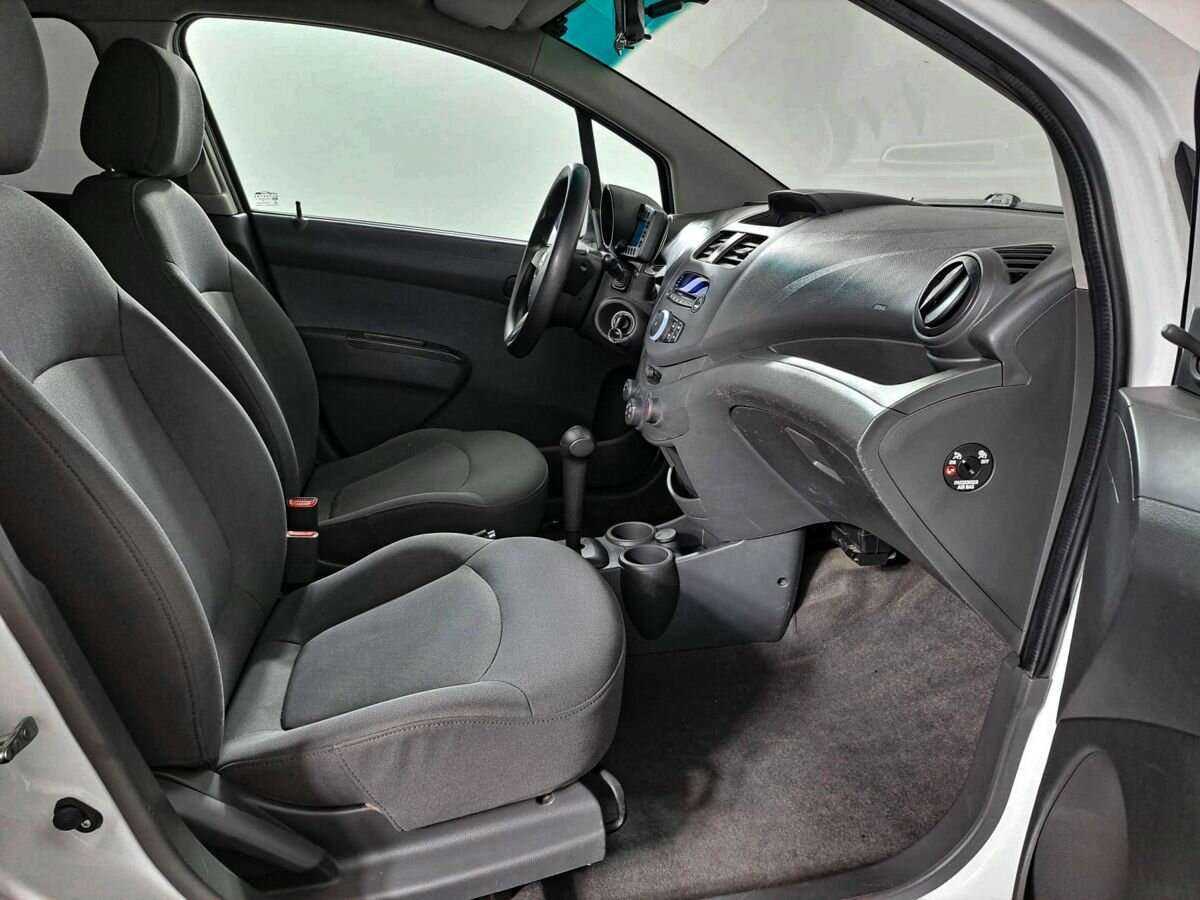 Купить Chevrolet Spark, 2013, 90 387 км.. Фото: #10